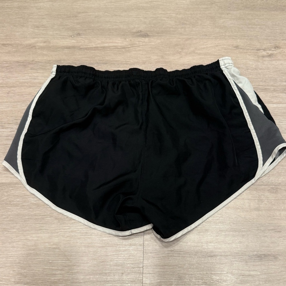 Nike Black Running shorts - Picture 2 of 3